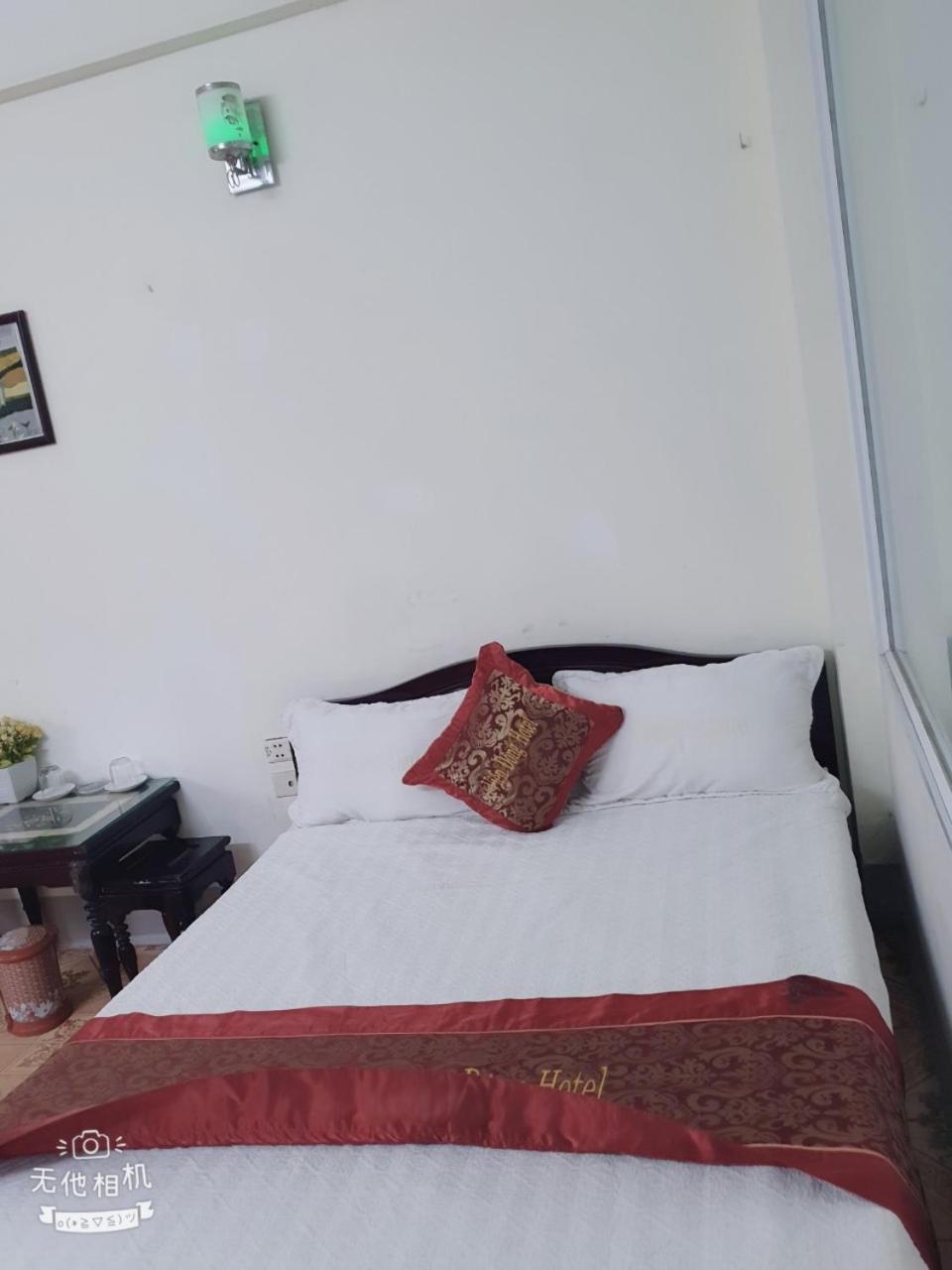 ホテル Khach San Vien Dong Cửa Lò エクステリア 写真